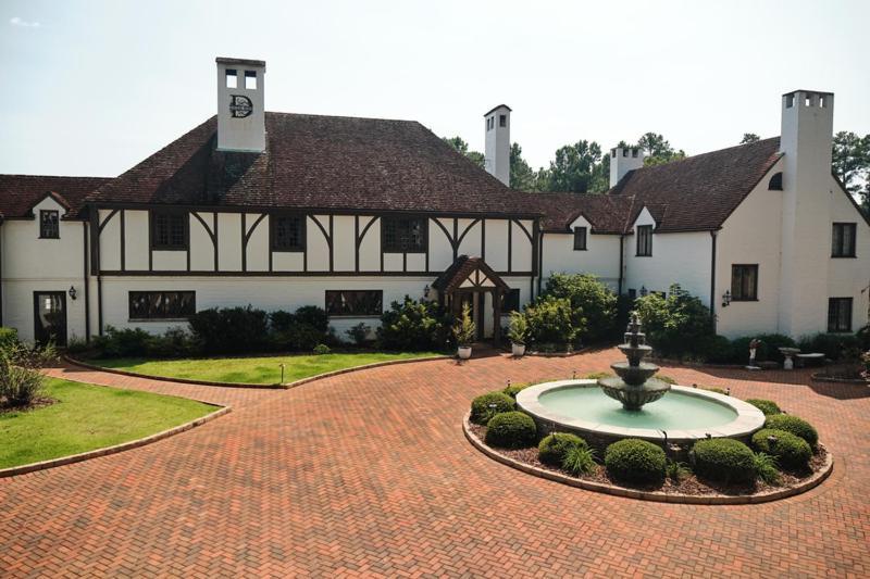 Duncraig Manor Bed & Breakfast เซาเธิร์นไพนส์ ภายนอก รูปภาพ