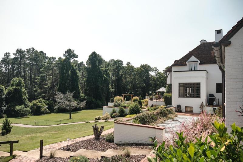 Duncraig Manor Bed & Breakfast เซาเธิร์นไพนส์ ภายนอก รูปภาพ