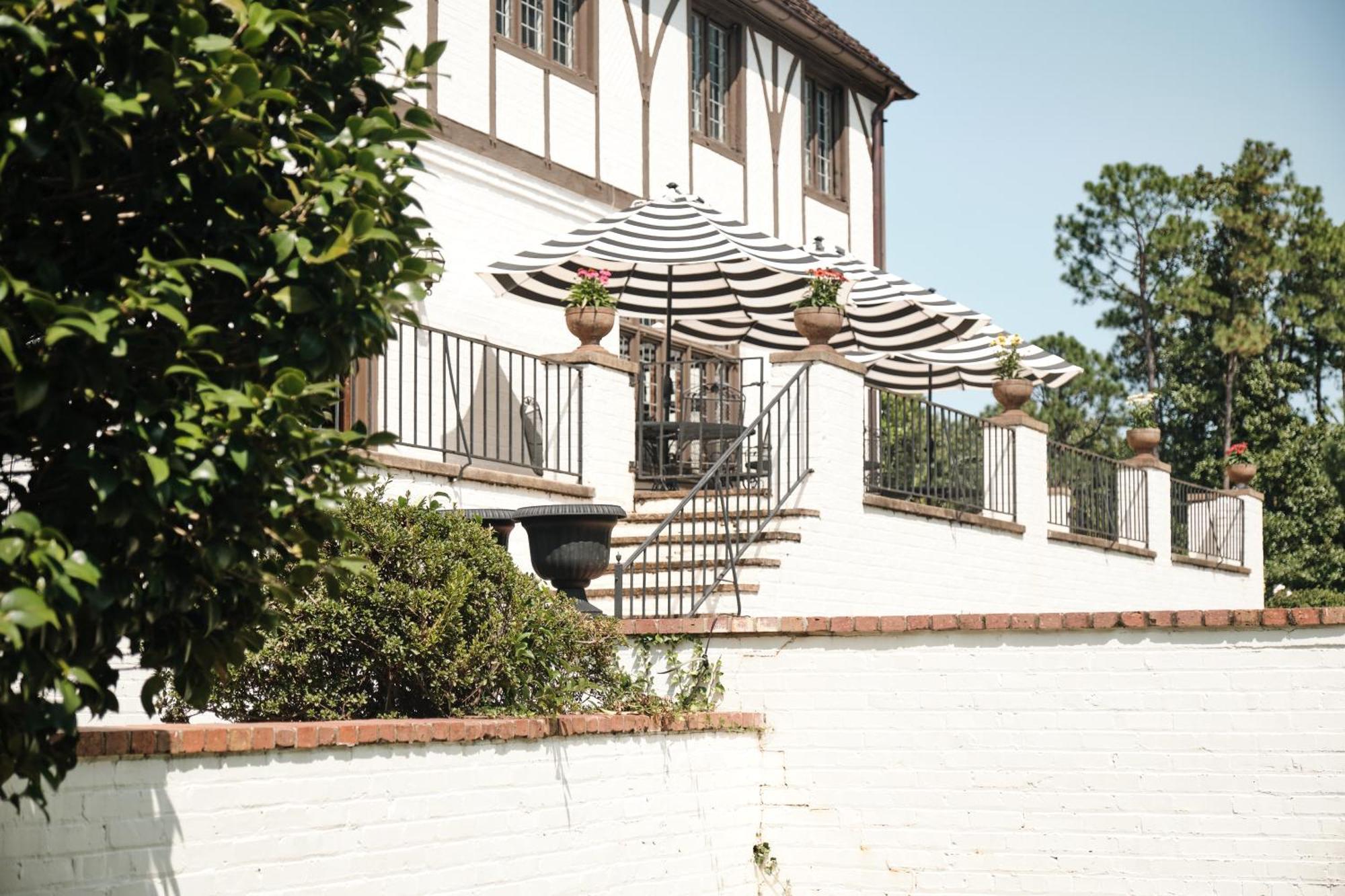 Duncraig Manor Bed & Breakfast เซาเธิร์นไพนส์ ภายนอก รูปภาพ